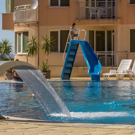 Black Sea Complex ホテル